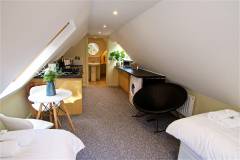 085_BensBurrow_IMG_9087
